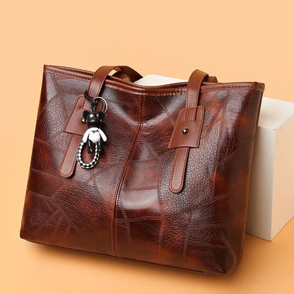 Quinn – Classic Vintage Tote Bag | By Julian & Claire Toronto