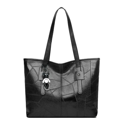 Quinn – Classic Vintage Tote Bag | By Julian & Claire Toronto